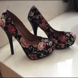 Floral Pattern High Heels